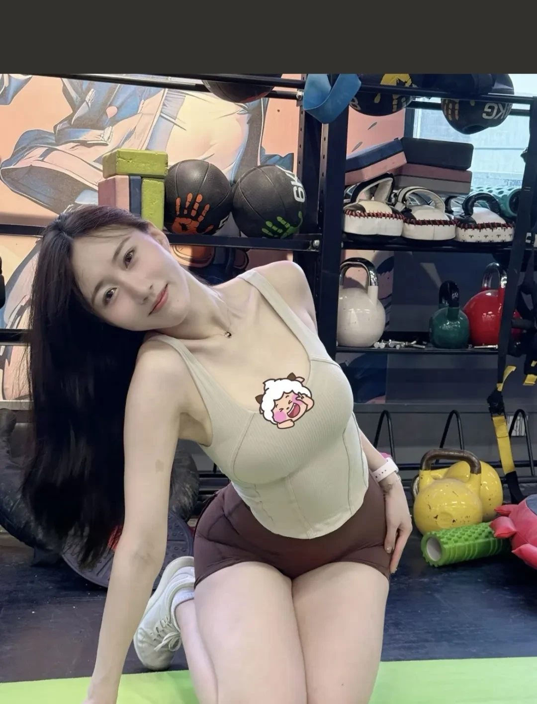 女主播直言自己是恋爱脑，恋爱期间银行卡可以交给男方